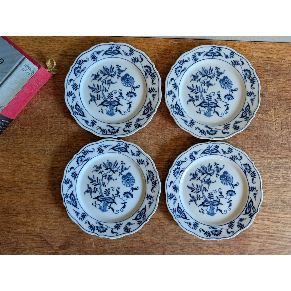 Blue Danube Vintage Bread and Butter Plate Set of 4 Blue Onion Scalloped 6.75